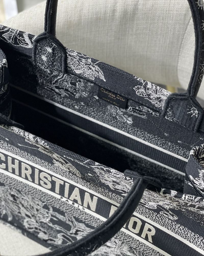 Christian Dior Shopping Bags